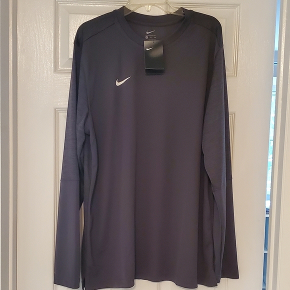 Men's Nike long sleeve shirt - Picture 1 of 3
